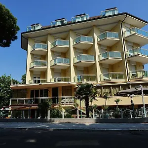 3* Hotel Bamar